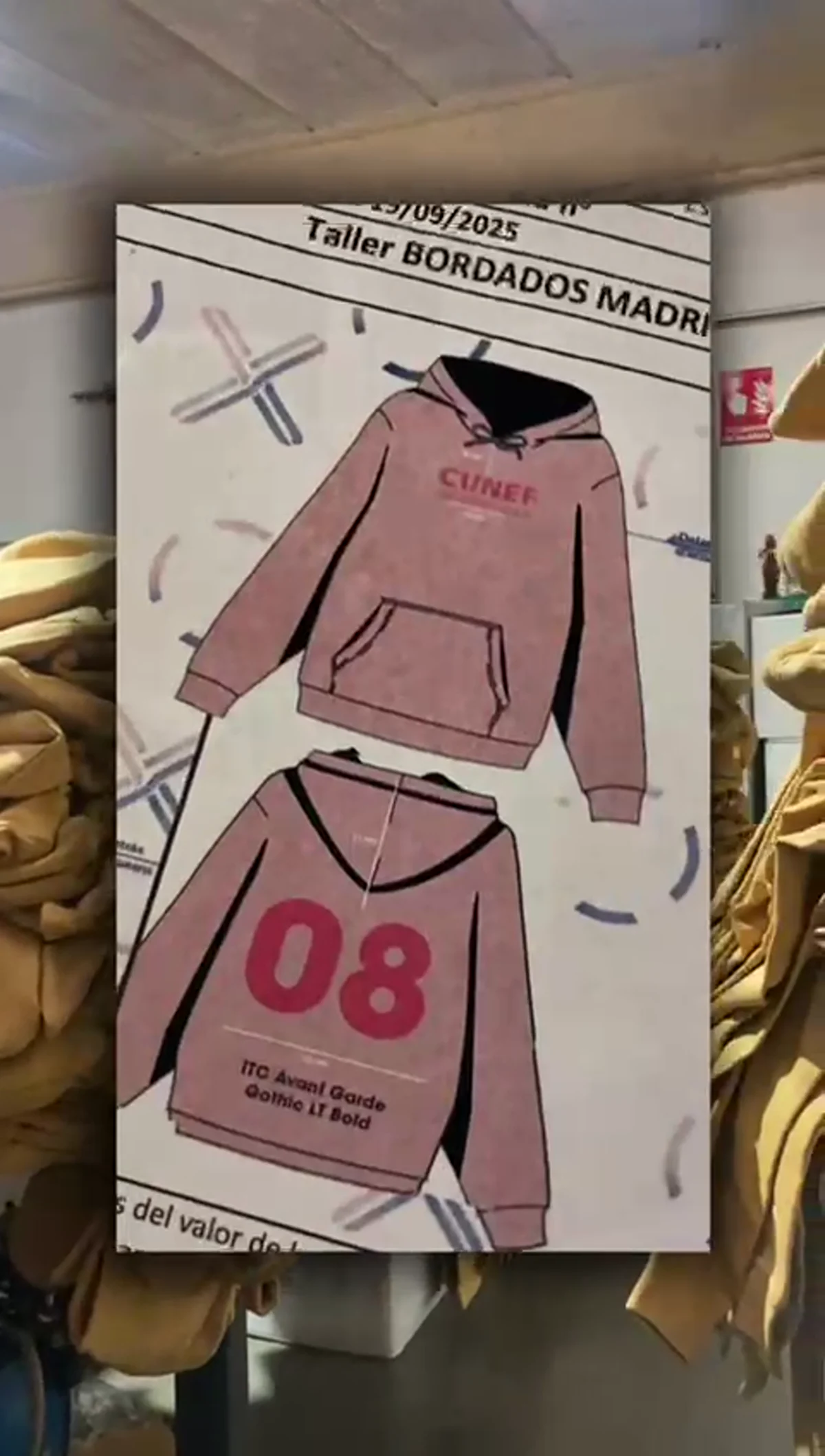 Boceto de un proyecto real de sudaderas antes de producir